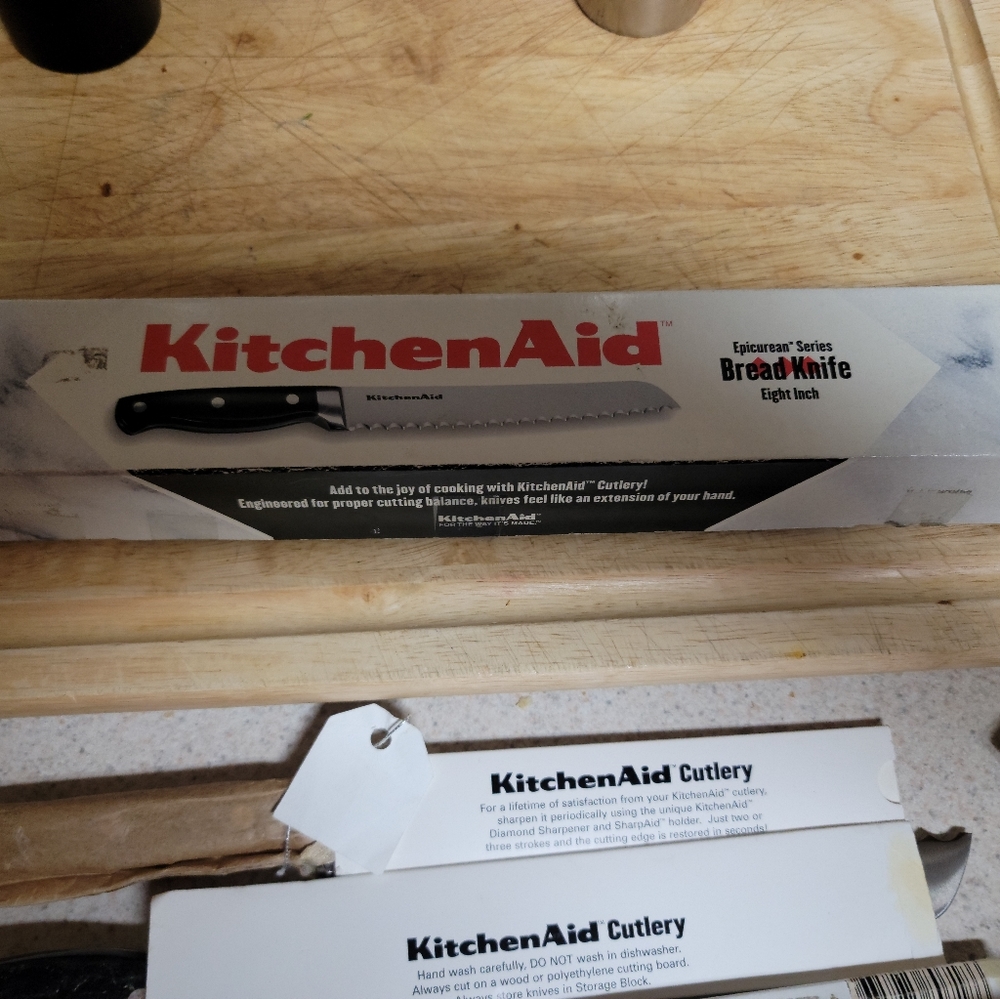 Bread Knives - Picture 3 of 3